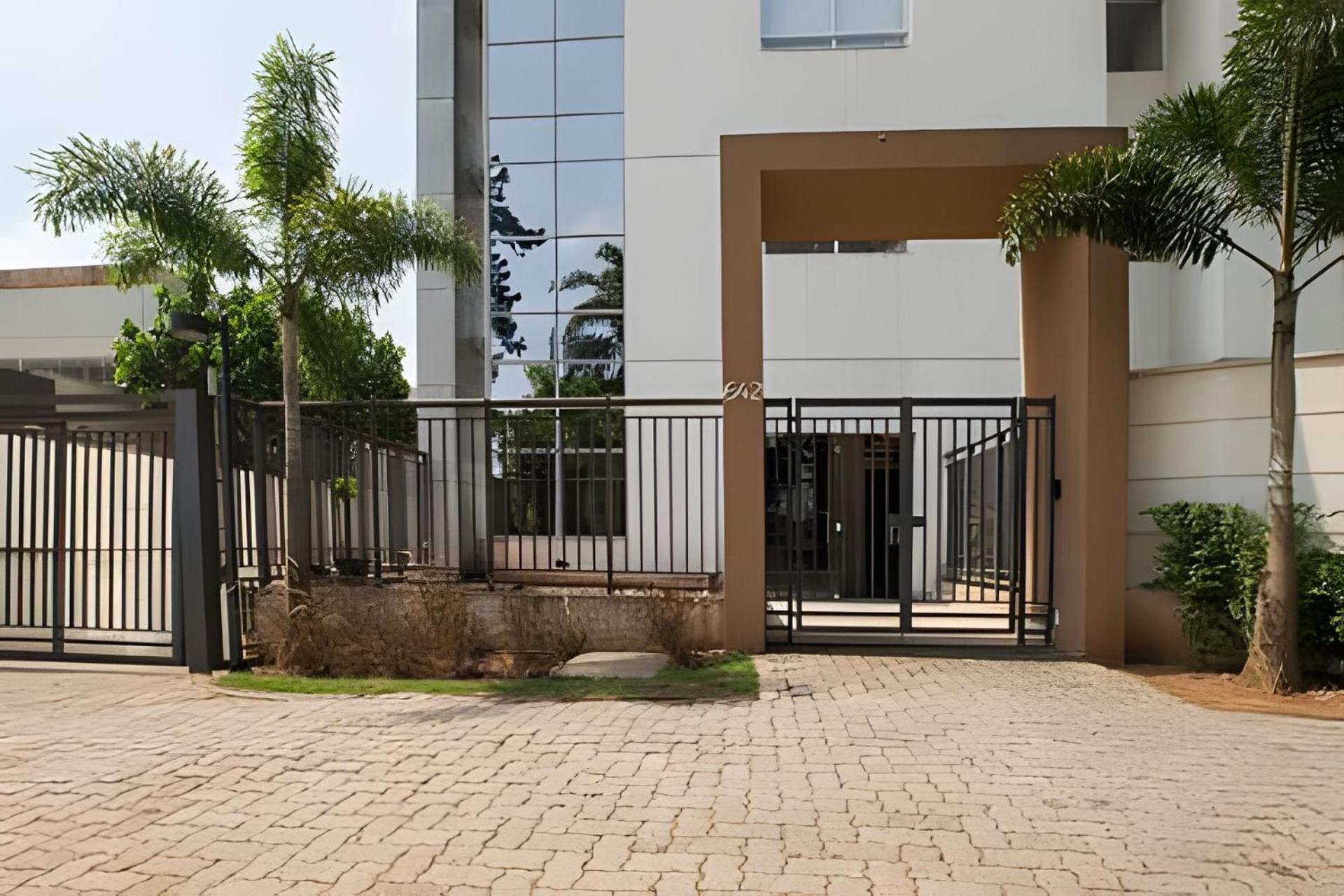 Flat Completo E Aconchegante - Granja Viana Apartment โกเทีย ภายนอก รูปภาพ